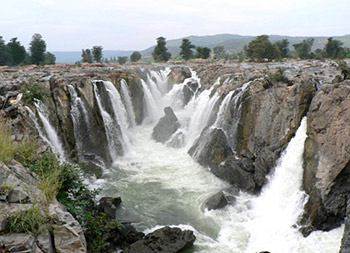 Hogenakkal-Falls 14892.jpg